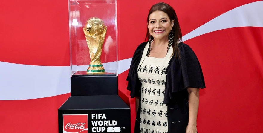 RECIBE LA CAPITAL EL TROFEO AUTÉNTICO DE LA FIFA