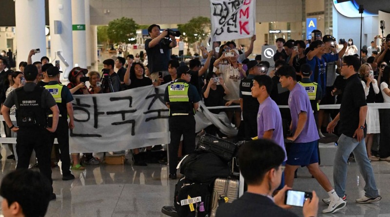 TRAS LA ELIMINACIÓN COREA DEL SUR RECIBE ABUCHEOS Y PROTESTAS