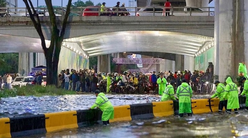 VUELVEN LAS LLUVIAS A COLAPSAR ZONA DEL AZTECA