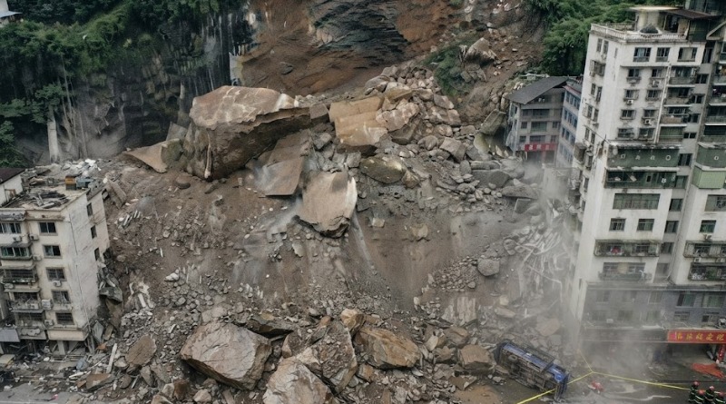 41 PERSONAS PIERDEN LA VIDA POR DESLIZAMIENTO EN CHINA