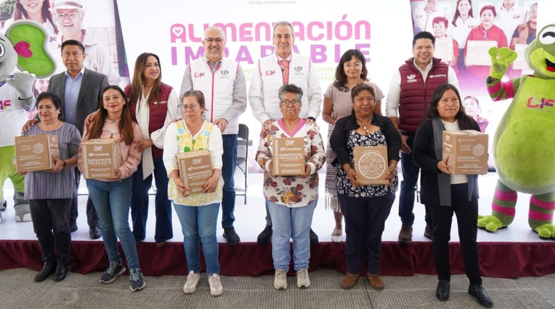 APOYOS A FAMILIAS VULNERABLES ENTREGA DIF PUEBLA