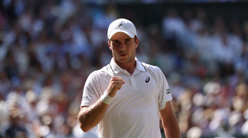 ARTHUR FERY MONOPOLIZA LOS REFLECTORES EN WIMBLEDON