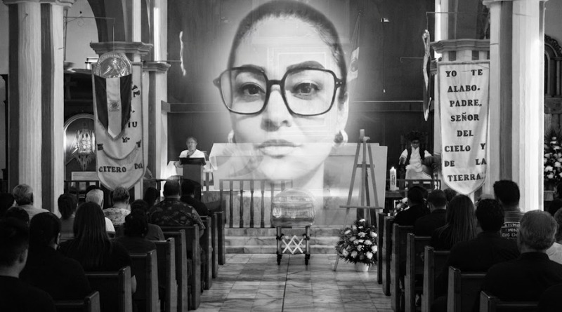 ASESINADA EN VERACRUZ: PERIODISTA RECIBE ÚLTIMO ADIÓS