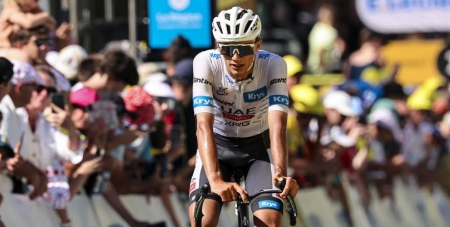 CAUTELA EN EL TOUR DE FRANCIA: ISAAC DEL TORO AVANZA PASO A PASO