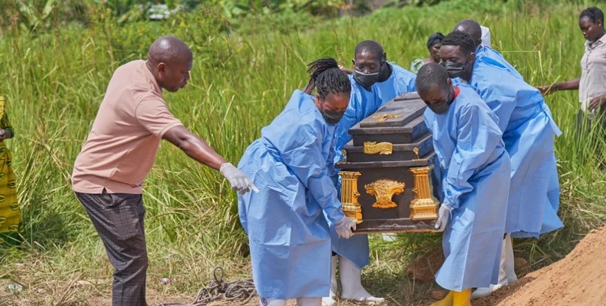 CIFRA DE MUERTOS POR ÉBOLA EN EL CONGO LLEGA A 452