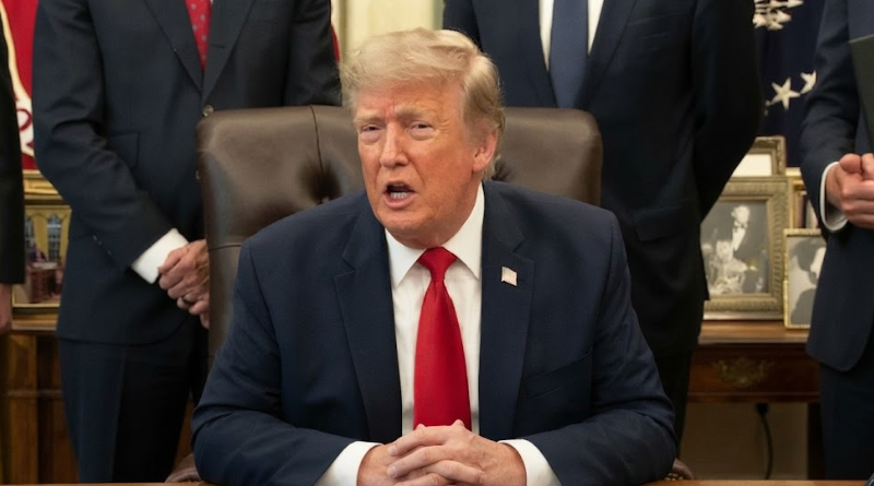 COBRA TRUMP 20% POR PATRULLAR ORMUZ