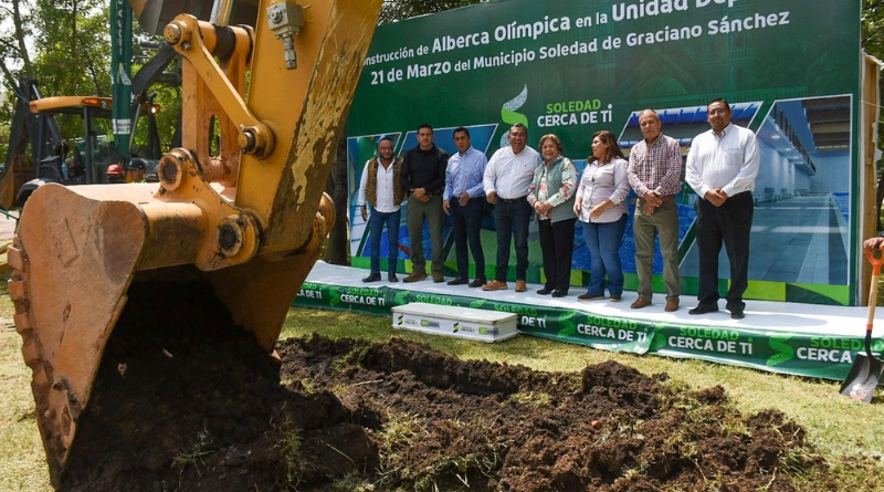 CONSTRUCCIÓN DE ALBERCA OLÍMPICA EN SOLEDAD AVANZA AL 45%
