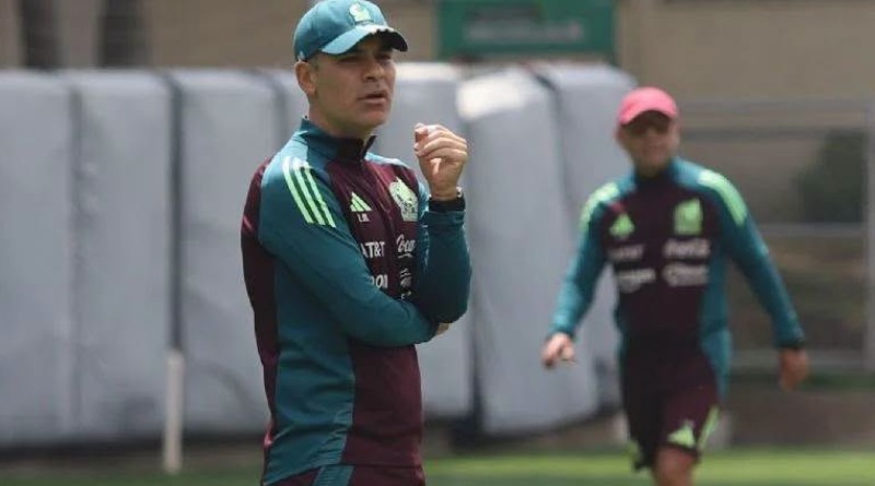 CUANDO MÁRQUEZ DEBUTA COMO DT DEL TRI EN SEPTIEMBRE ANTE COLOMBIA