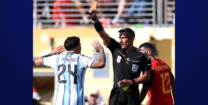 EN FINAL DEL MUNDIAL, ENZO SUMA NUEVA POLÉMICA Y ES EXPULSADO