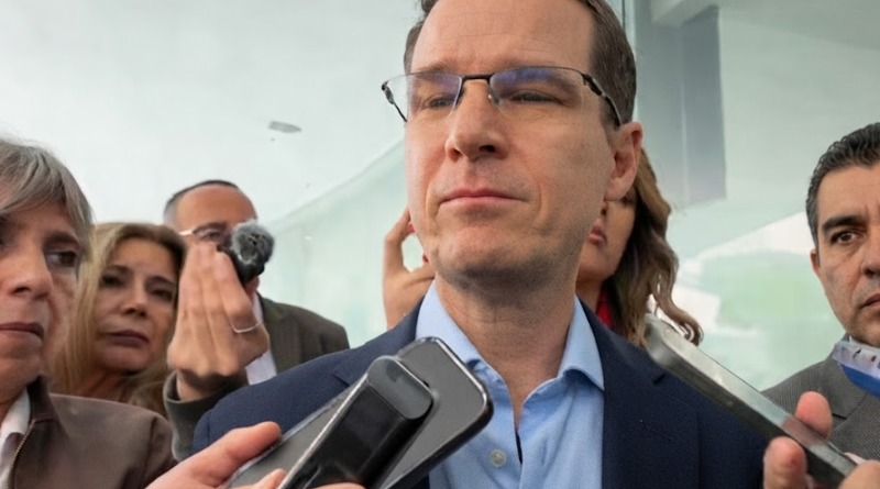 LA GOBERNADORA DE BC DEBE SOLICITAR LICENCIA SEGÚN ANAYA