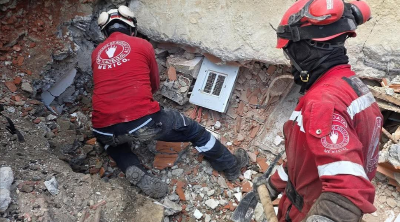 LA MISIÓN MEXICANA RECUPERA 40 CUERPOS EN VENEZUELA