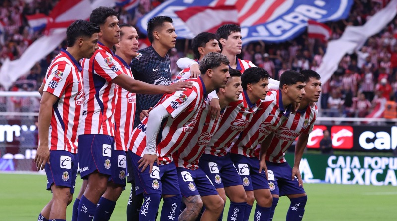 LUIS ROMO CONSIDERA QUE CHIVAS TIENE QUE SER CAMPEÓN