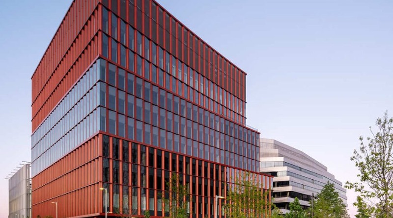 MODERNO CAMPUS CIENTÍFICO SE ESTABLECE EN BOSTON