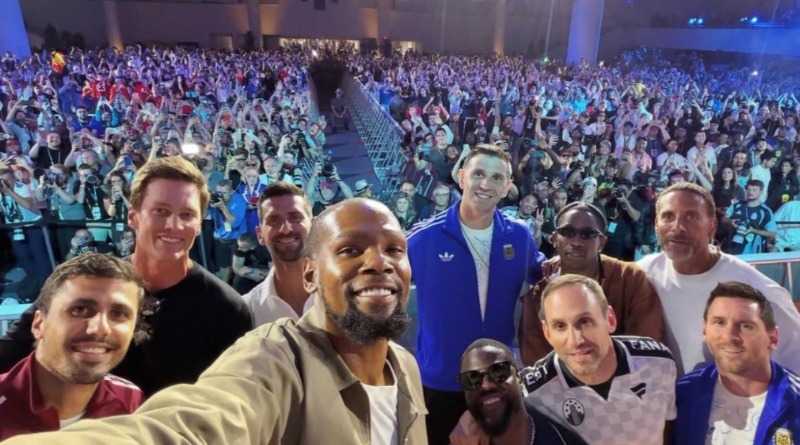 SELFIE DORADA: MESSI, RODRI, BRADY, DJOKOVIC, DURANT JUNTOS