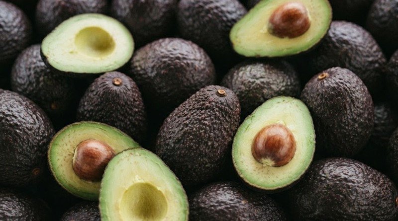 SOLICITAN EN EU SANCIONAR AL AGUACATE MEXICANO