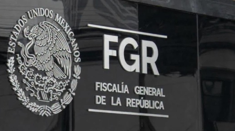 UN FISCAL MÁS ABANDONA FGR