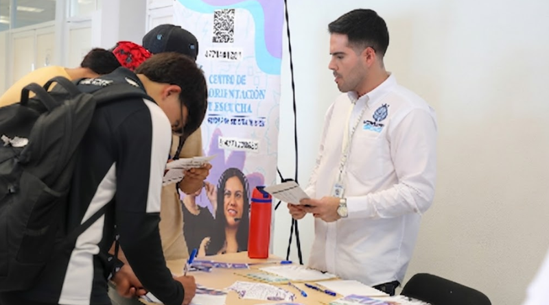 GOBIERNO ESTATAL LLEVA SALUD INTEGRAL A ESTUDIANTES