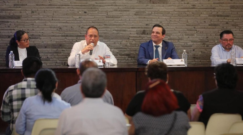 BUSCAN ESCRITURACIÓN EN COMUNIDADES DE ACÁMBARO