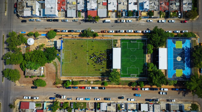 APROPIAN VECINOS DE CAUCEL NUEVO PARQUE REMODELADO