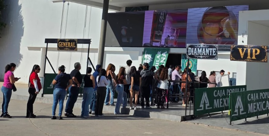ARRASADOR MOVIMIENTO DE FILAS EN EL PALENQUE