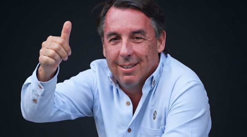 AZCÁRRAGA FAVORECE EL SISTEMA DE ASCENSO Y DESCENSO