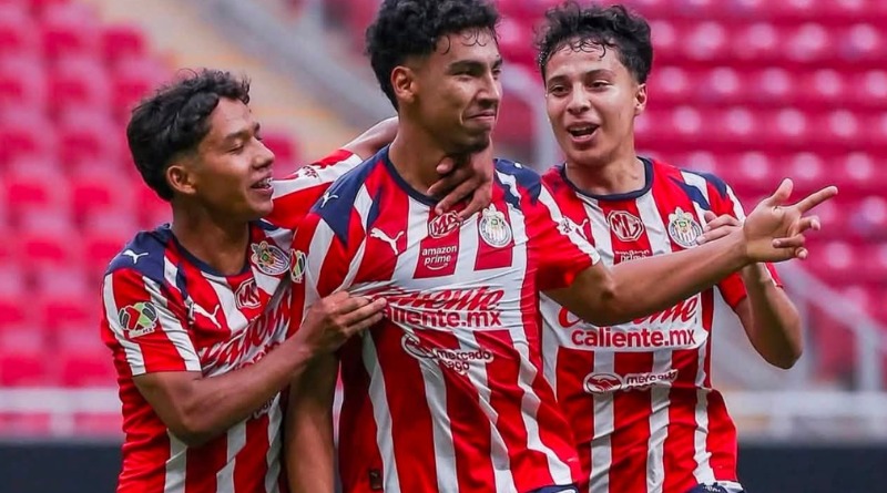 CHIVAS ENCUENTRA PROMESA EN JESÚS HERNÁNDEZ TRAS MARCHA DE ‘HORMIGA’