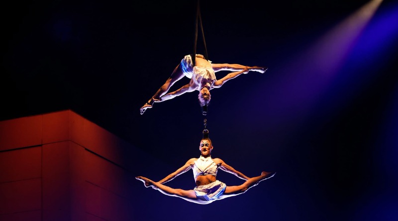 DANIRA MEXICANA RESPLANDECE EN LAS PISTAS DEL CIRQUE DU SOLEIL