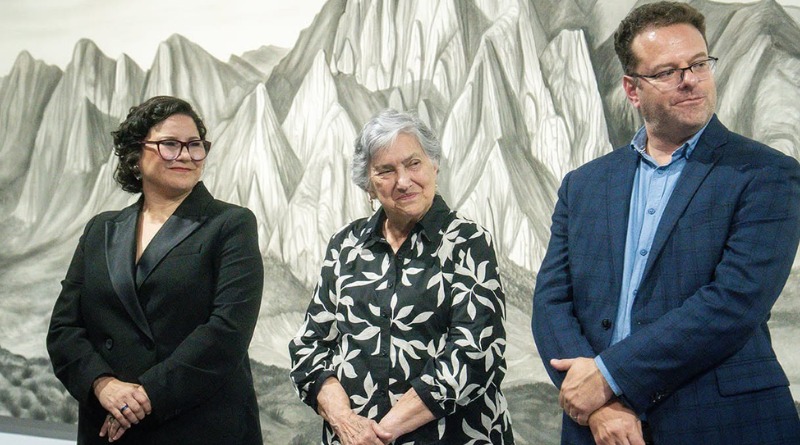 DIALOGAN SOBRE EL ARTE EN NUEVO ENCUENTRO