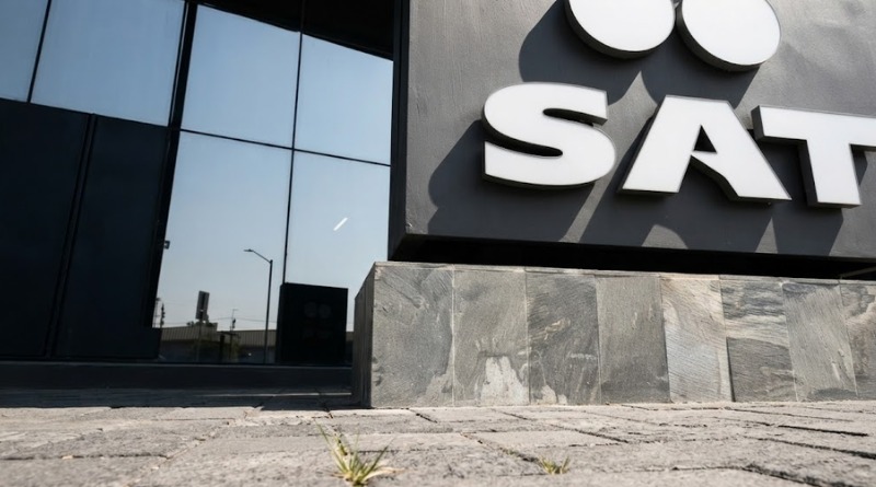 FISCO SATURADO: PADECEN RETRASOS LOS CONTRIBUYENTES