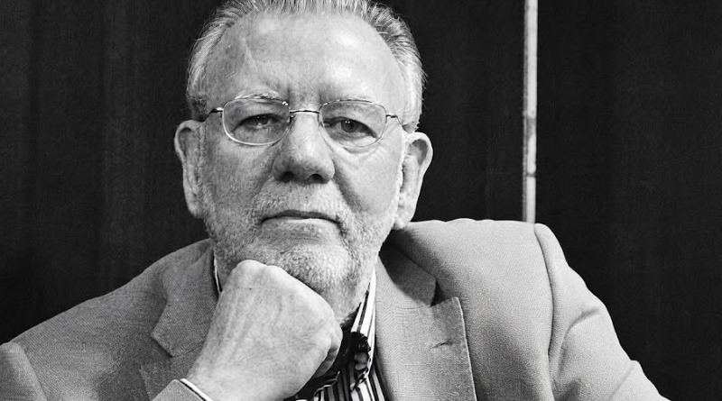 ÓSCAR HAHN DURANTE EL VERANO