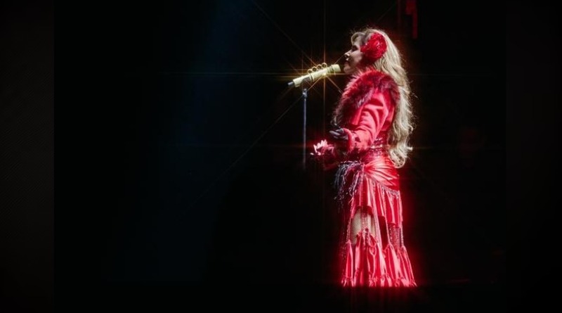 PRENDE LA FENAPO CON GLORIA TREVI
