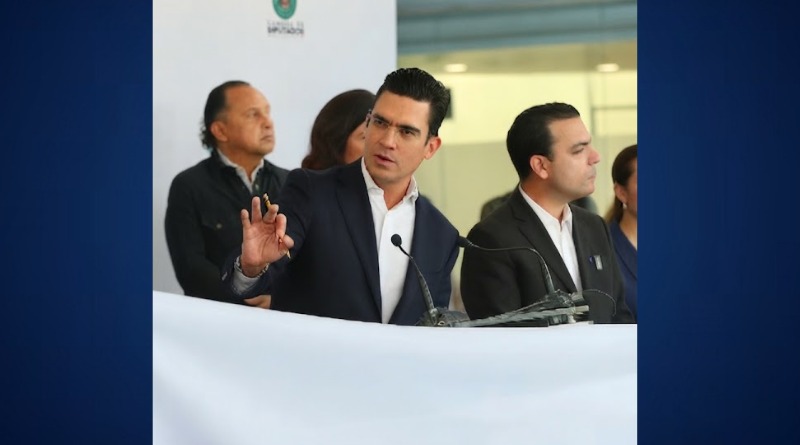 SE PIDE QUE SHEINBAUM DEJE DE USAR MAÑANERA CUAL PAREDÓN
