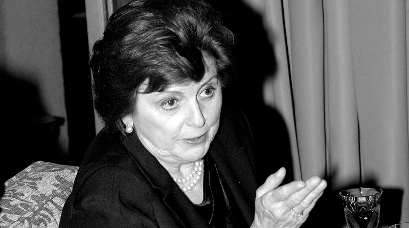 SYLVIA SADA DE GARZA HA FALLECIDO HOY