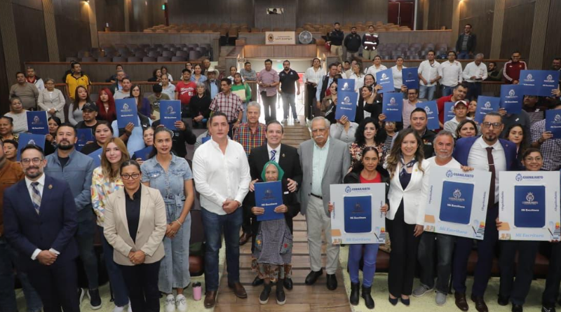 DAN CERTEZA JURÍDICA AL PATRIMONIO DE 72 FAMILIAS