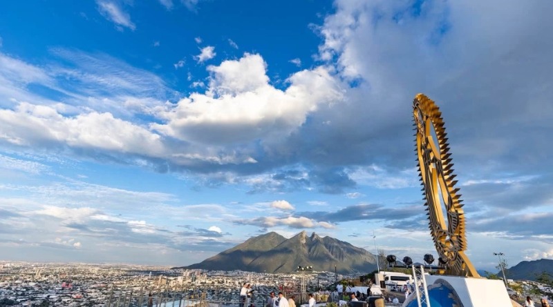CELEBRAN PRIMERA MISA EN MIRADOR
