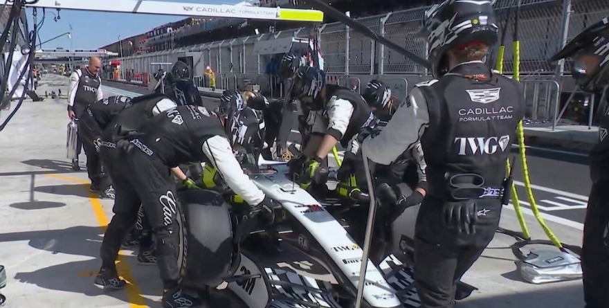 DESPERFECTOS MECÁNICOS PONEN FIN A LA CARRERA DE ‘CHECO’ PÉREZ EN MADRID