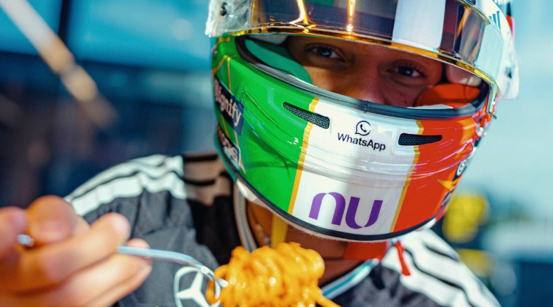 EN MERCEDES REALIZAN PASTELAZO PARA FESTEJAR CUMPLEAÑOS DE ANTONELLI
