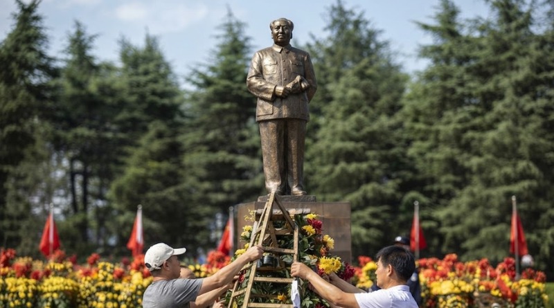 LA MOVILIZACIÓN MASIVA EN CHINA RODEA EL LEGADO DE MAO
