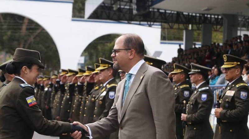 MEDIDA DE TOQUE DE QUEDA SE APLICA EN ECUADOR