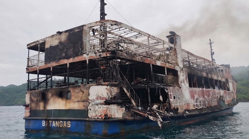 NAUFRAGIO CATASTRÓFICO: BARCO EN LLAMAS DEJA 87 PERSONAS DESAPARECIDAS