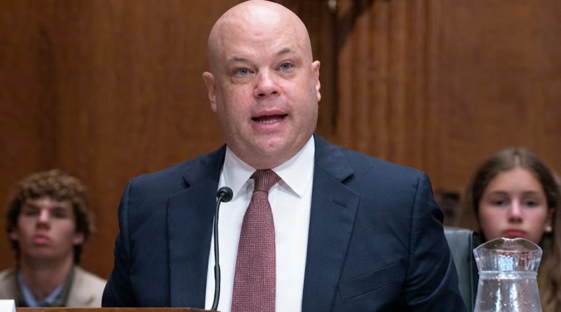 TRUMP PRESENTA A ADAM TELLE COMO TITULAR INTERINO DE EJÉRCITO