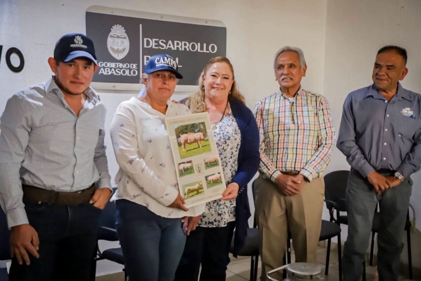 MÁS DE 360 MIL PESOS MEJORAR EL GANADO EN ABASOLO