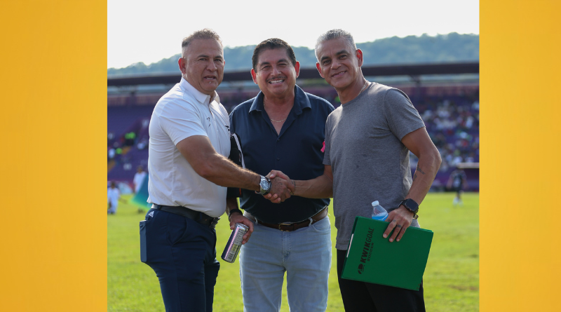 ¡RIVALIDAD SÓLO EN LA CANCHA!