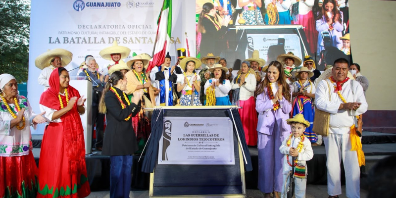 LIBIA DENNISE FIRMA DECRETO: PATRIMONIO VIVO PARA GUANAJUATO