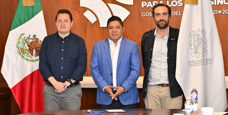 FIRMAN CONVENIO DE VÍAS PARA TREN DE PASAJEROS POTOSINO
