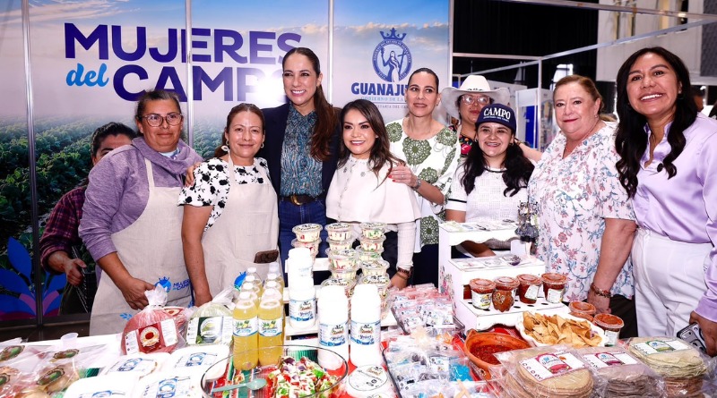 GOBERNADORA RESPALDA DESARROLLO DE MUJERES RURALES