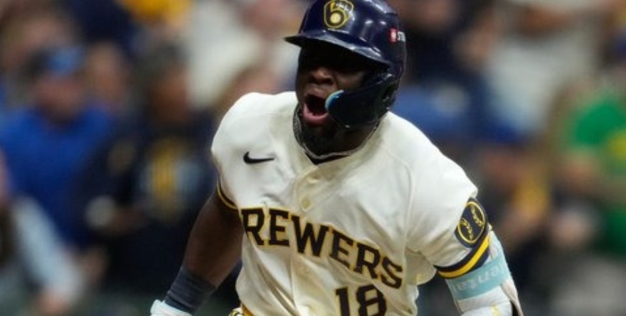 MILWAUKEE FRENA A DODGERS Y DA EL PRIMER ZARPAZO