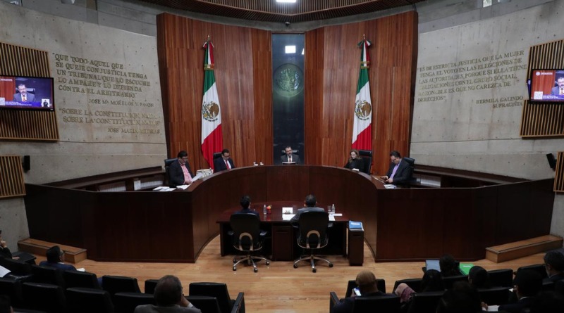 RECIBE MORENA MULTAS HISTÓRICAS DEL INE