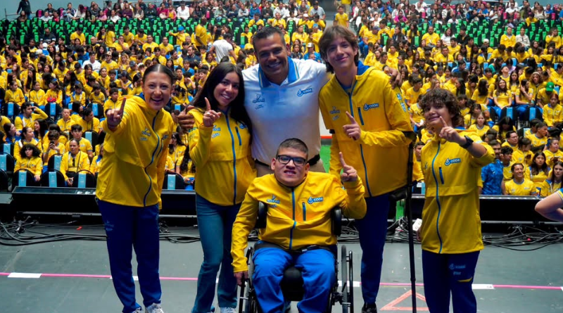 RECOMPENSAN A ATLETAS CON 36 MILLONES
